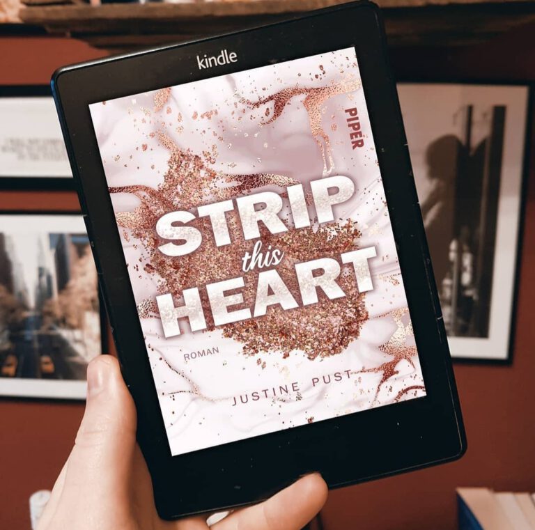Strip This Heart [Justine Pust]